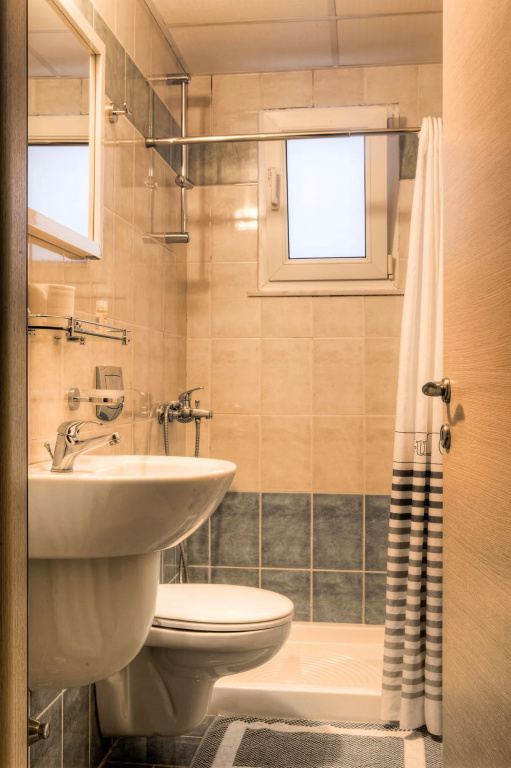 Lesvion Hotel
