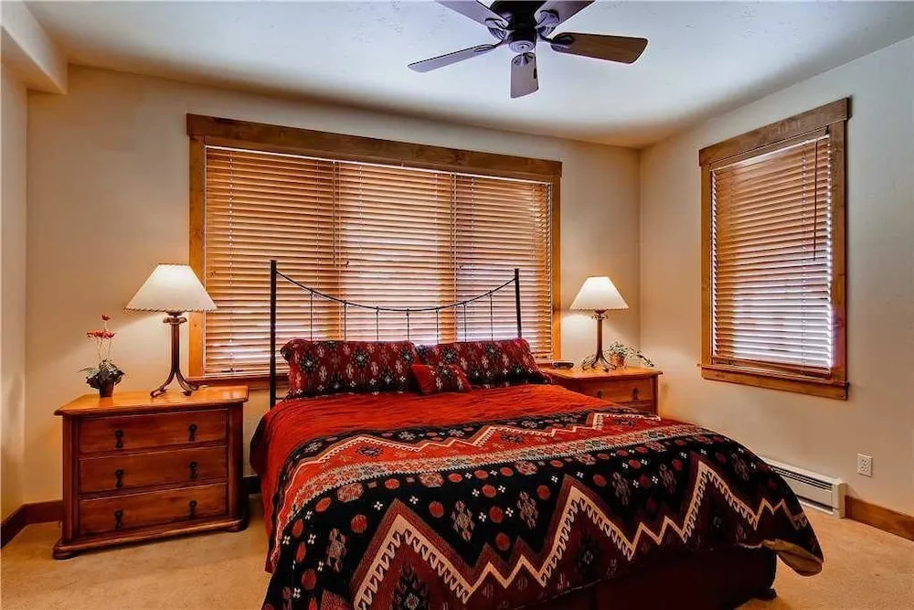 2208 Timberline Lodge, Trappeur's Crossing Apartment 4