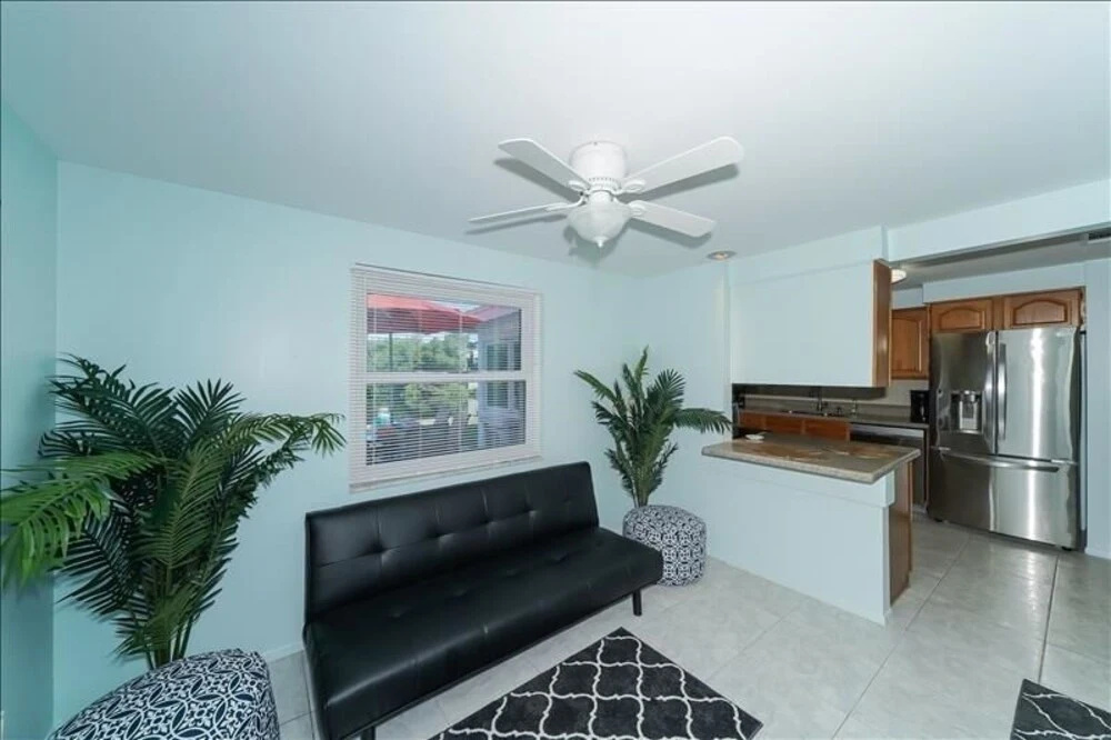 Beach N Lake - 3 Br Home