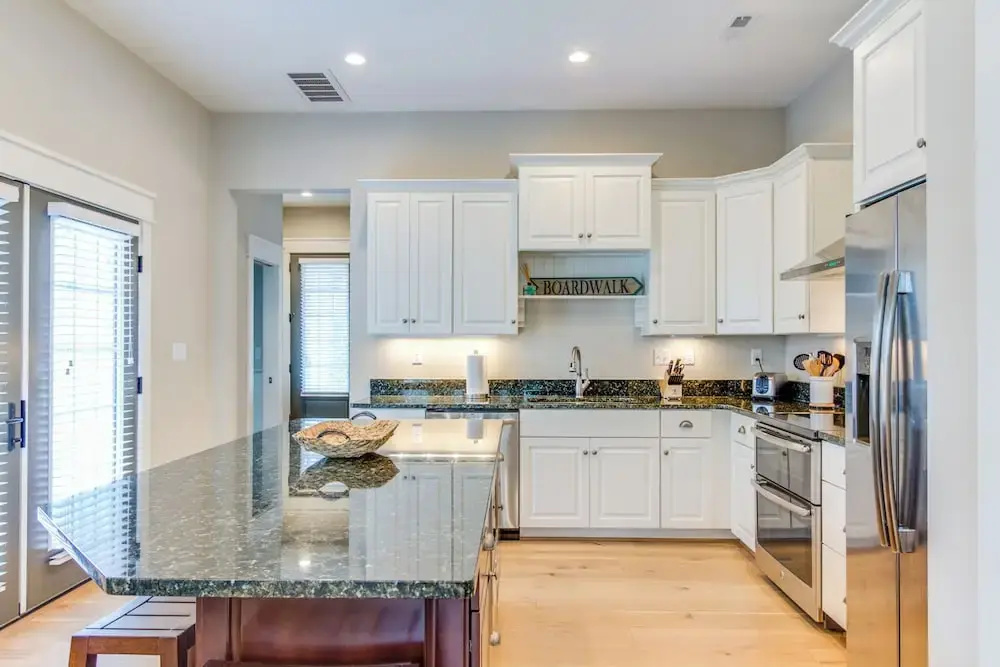412a The Inlet House Spacious 4 BR Townhouse Walking Distance to the Beach