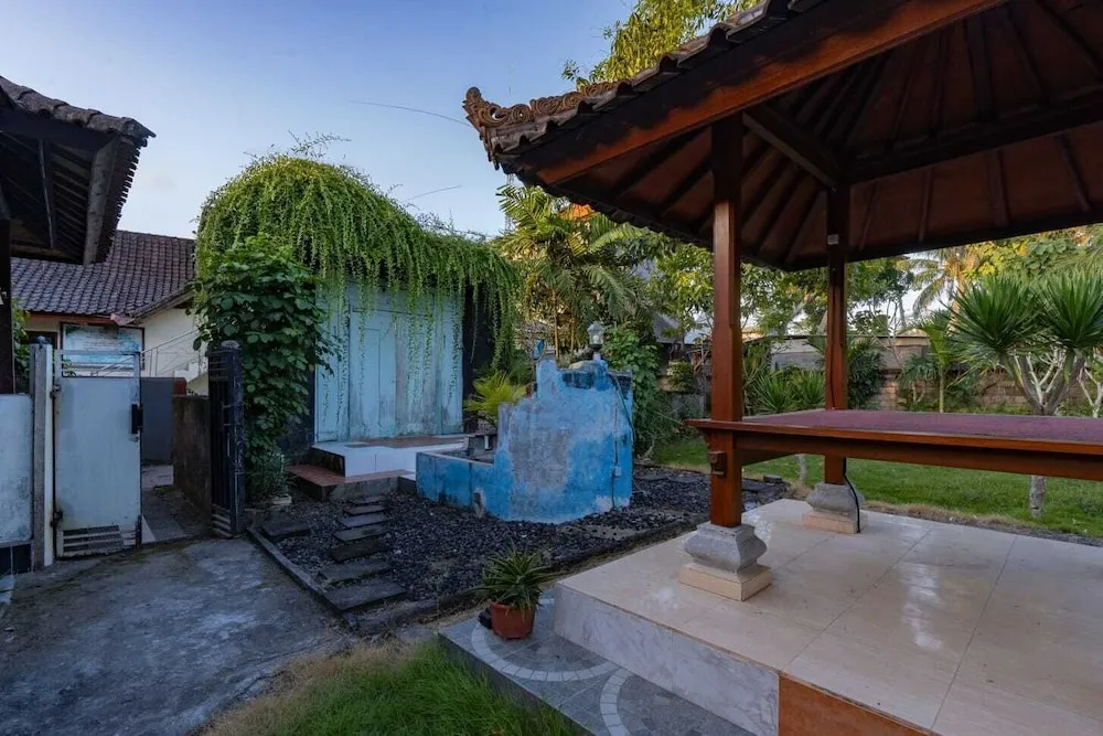 Puri Soka Lembongan by ABM