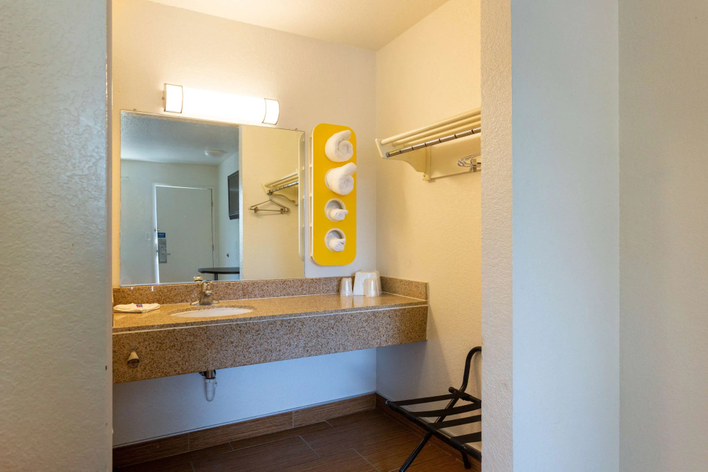 Motel 6-Camp Springs, DC - South Camp Springs