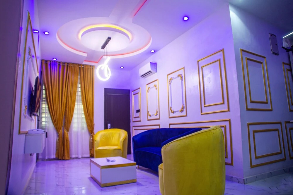 RichVilla Apartments & Hotels