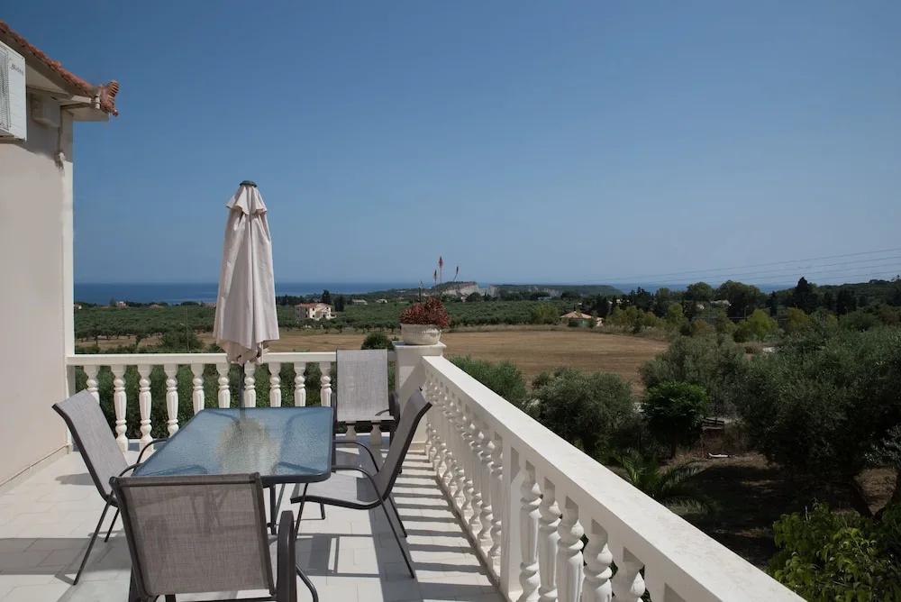 Villa Kapnisi
