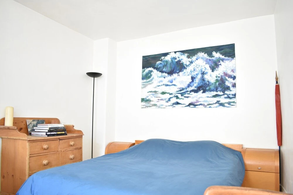 1 Bedroom Apartment In Central Paris