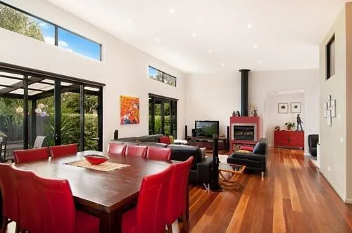 Ellerina Sea Vista Luxury Family Retreat with sauna, pool, amazing water views, walk to beach