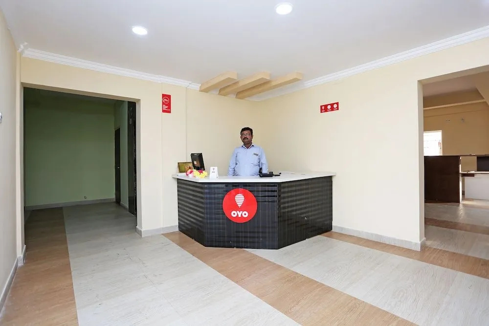 OYO 11343 Hotel Sai International