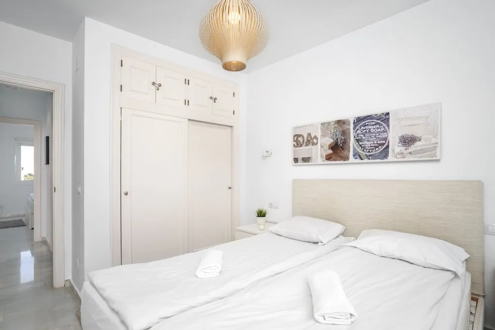 Terrific Bright Apartment with Private Terrace Ref 71