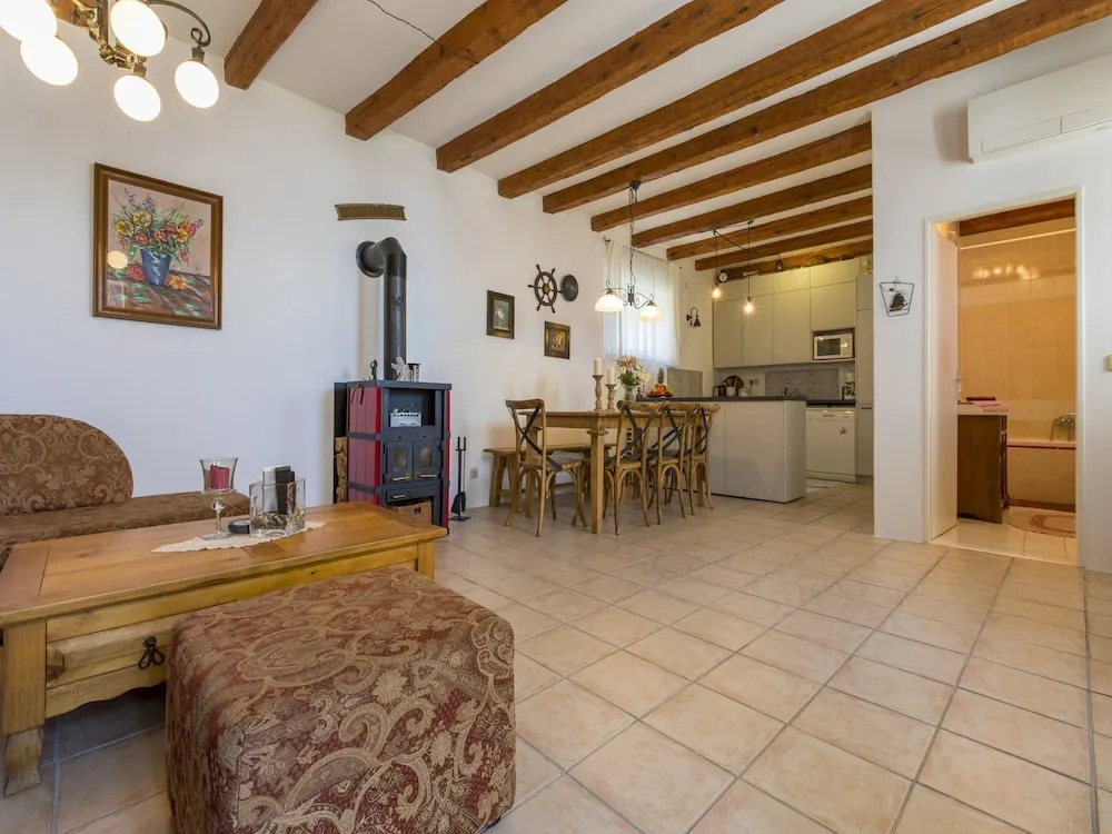 Rustic Villa Mala