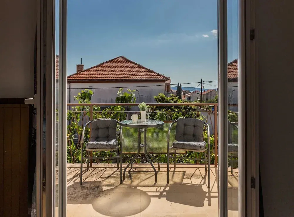 Spacious Zadar Apartments Near Beach