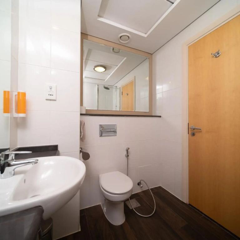 Premier Inn Dubai Investments Park - An Emirates Group Company