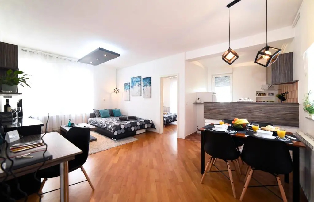 Corner Apartment