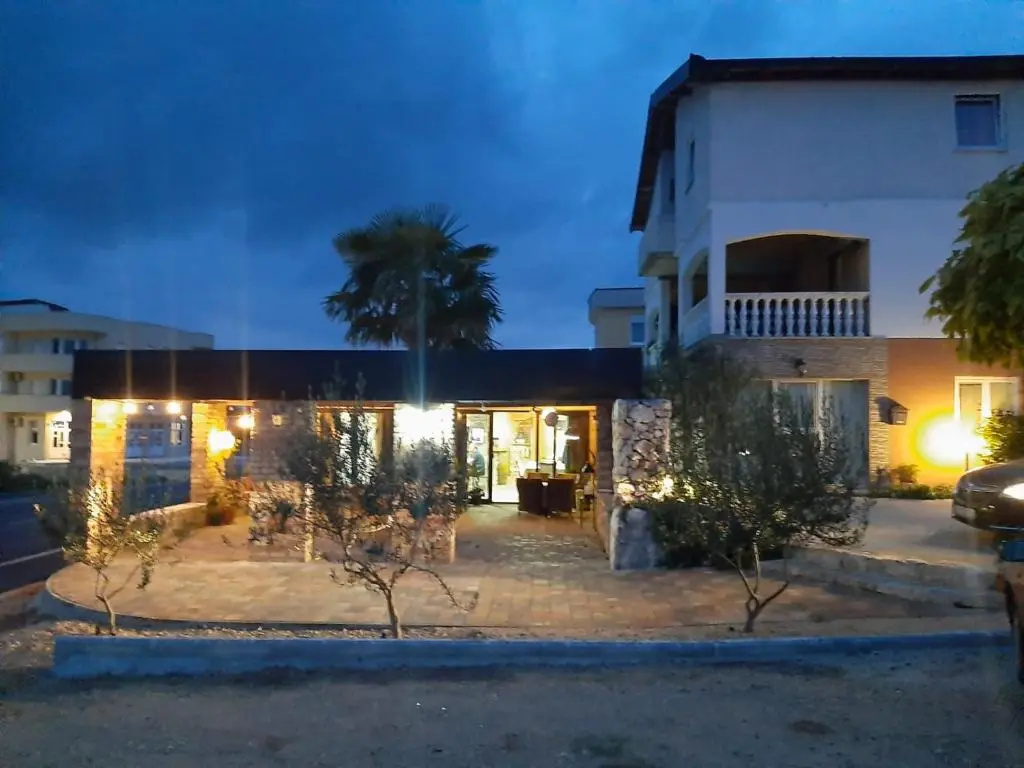 Apartments Kruno