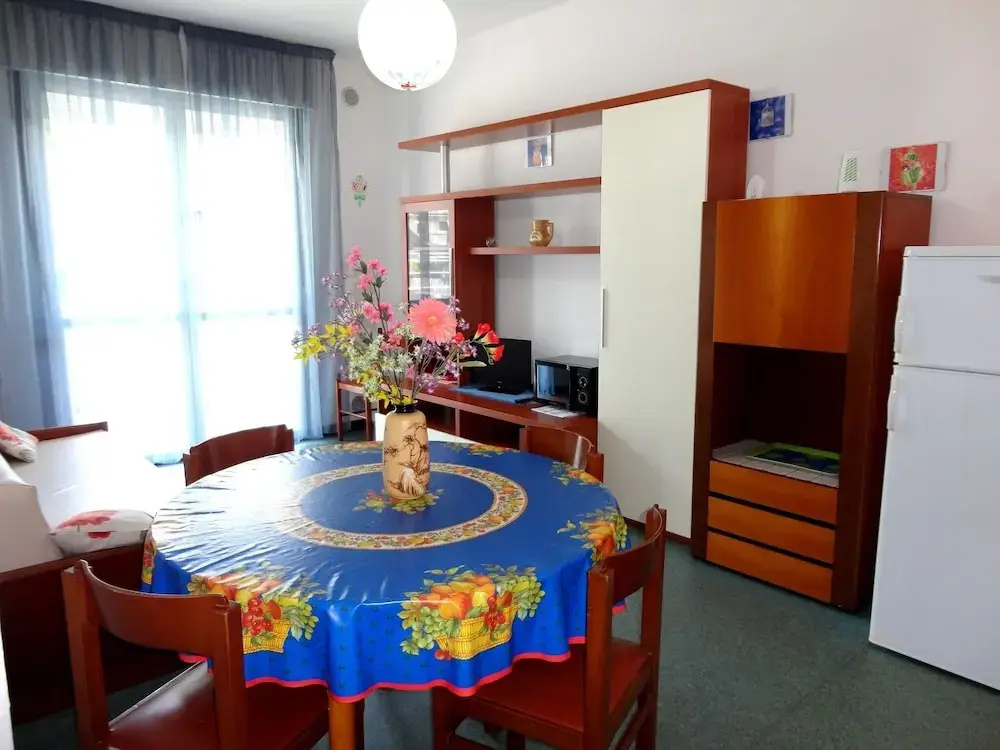 Bright Apartment Near the Beach With a Lovely Terrace by Beahost Rentals