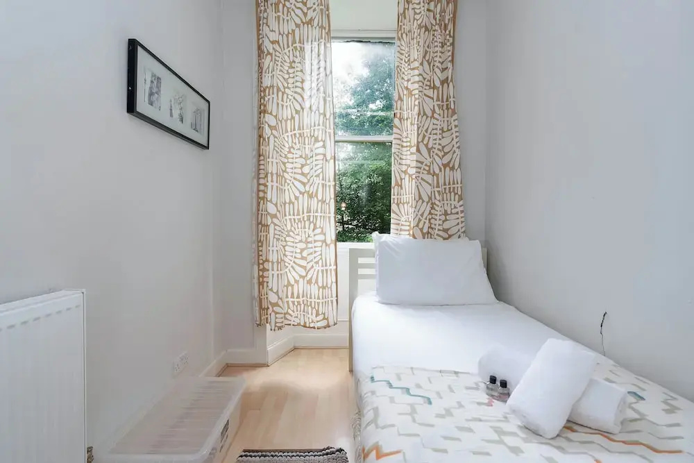 Charming Edinburgh Apartment