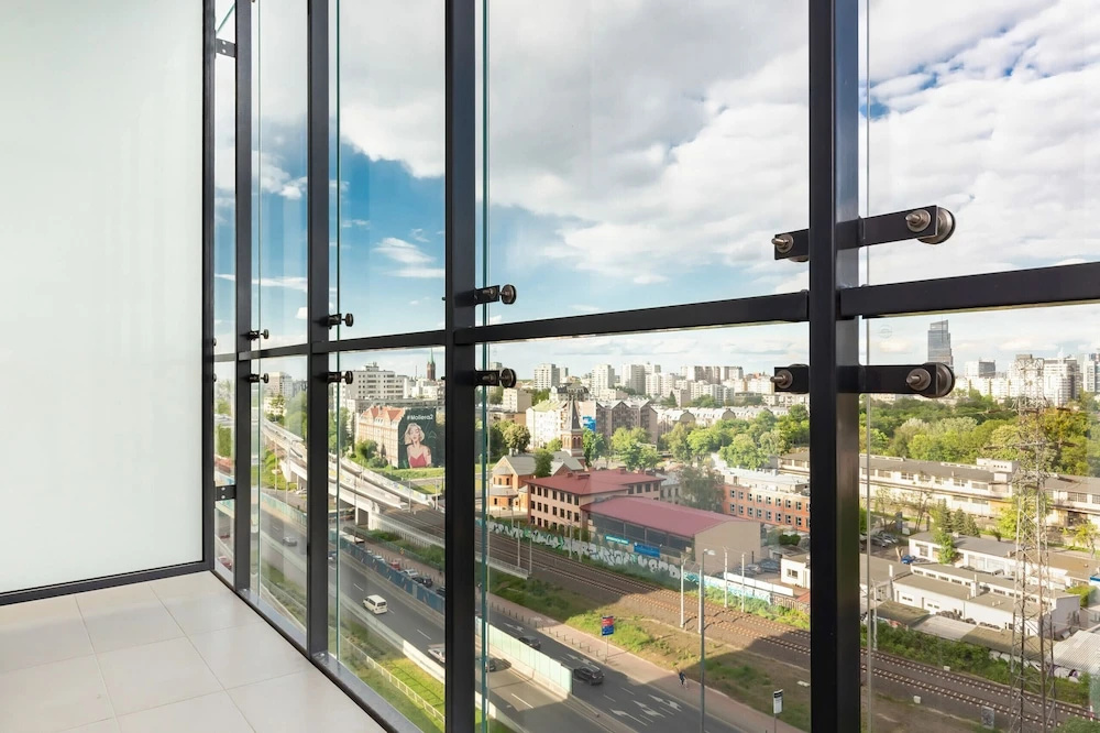 Apartments with Parking Warsaw Business Center by Noclegi Renters