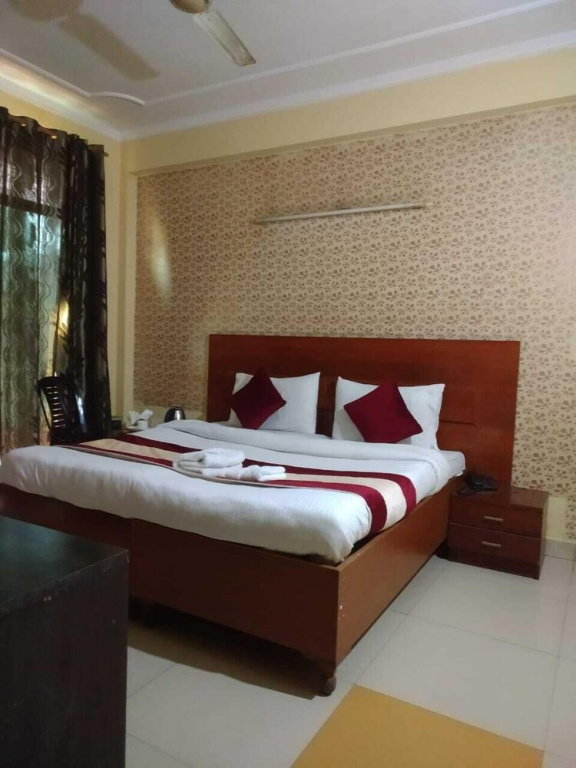 Ashvin Palace