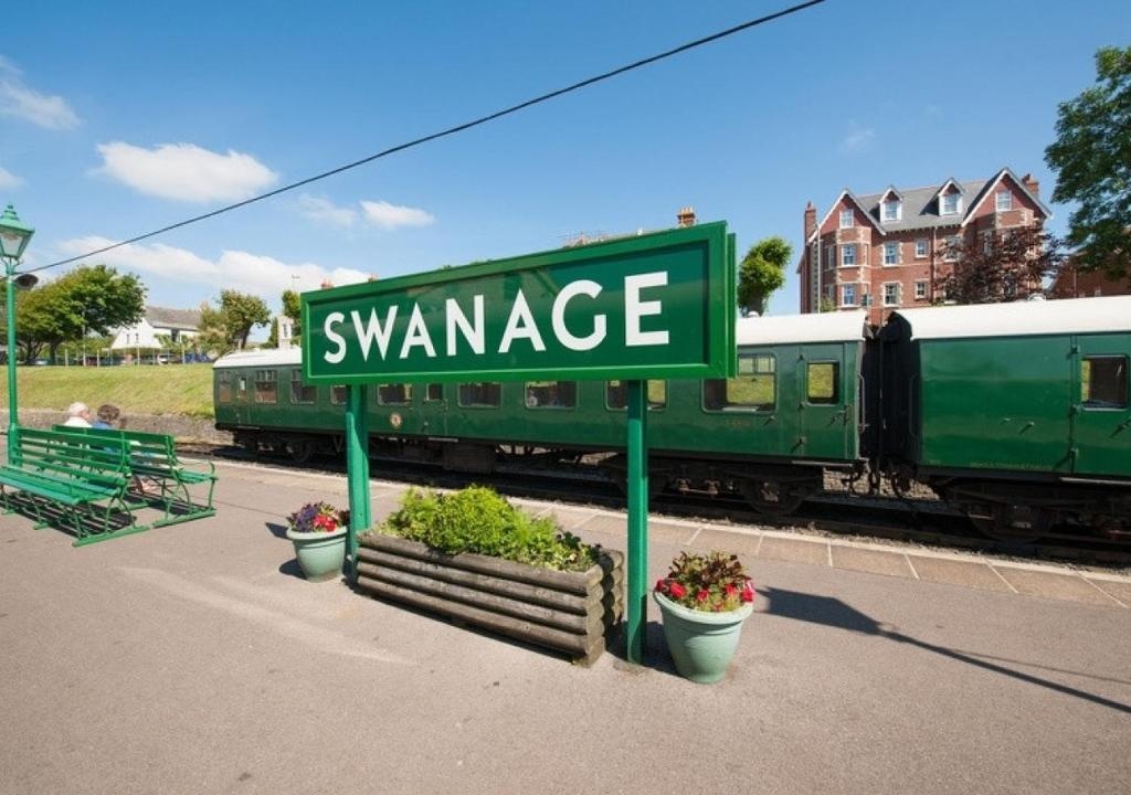 2 Bed in Swanage oc-wy460