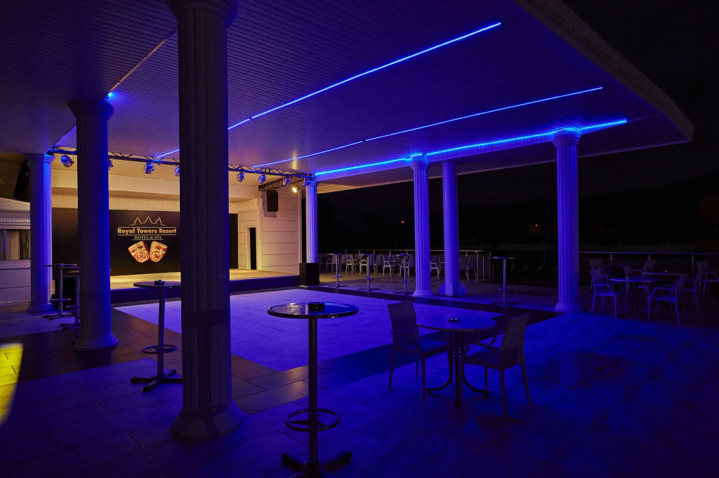 Royal Towers Resort