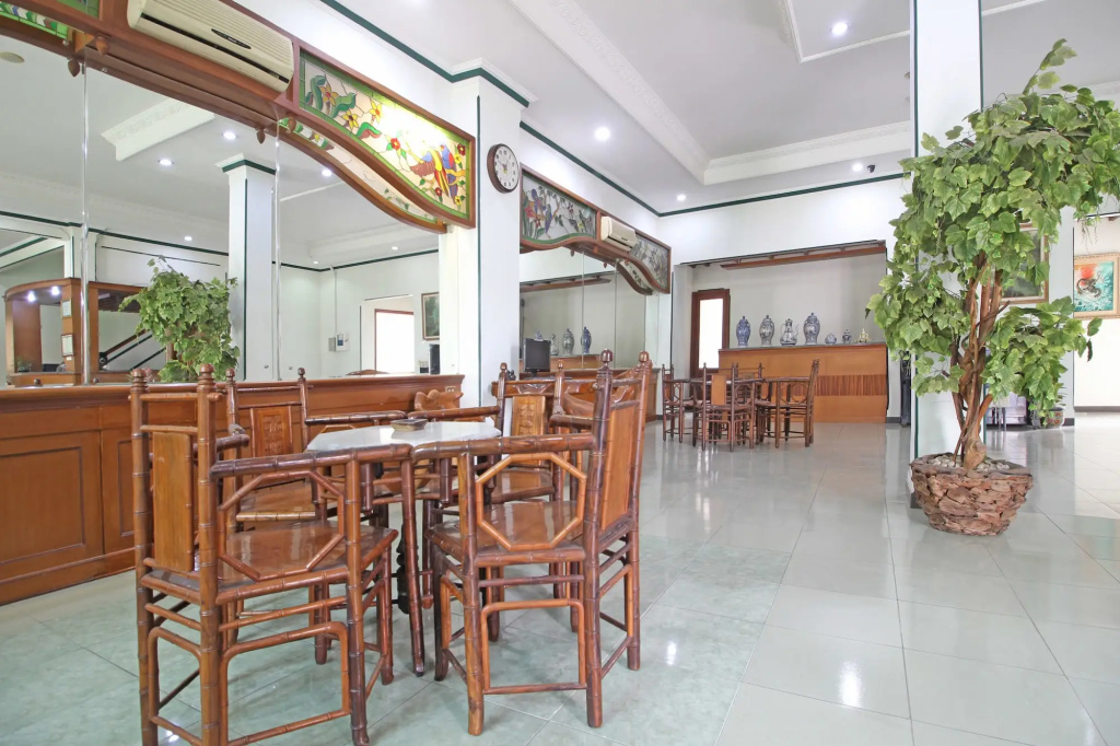 RedDoorz near XT Square Yogyakarta