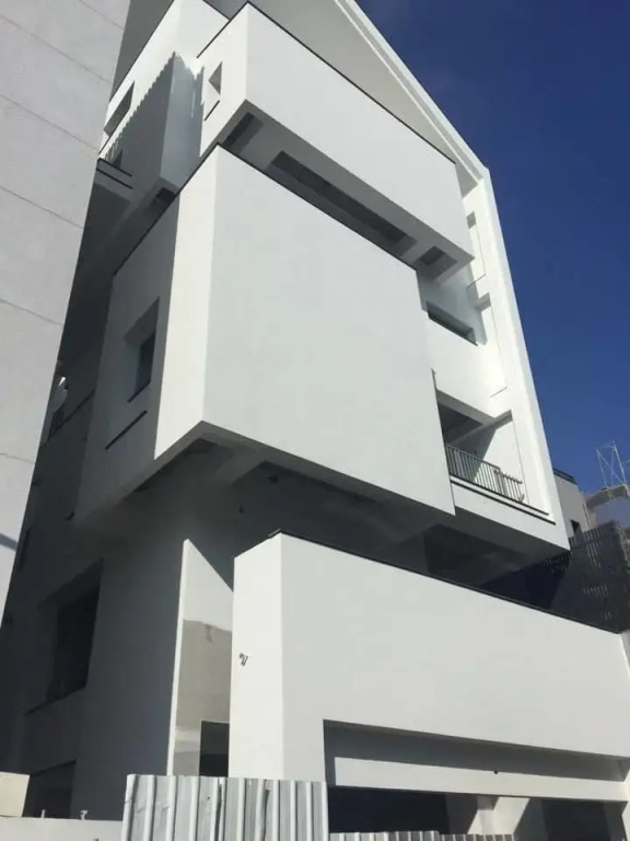 D house