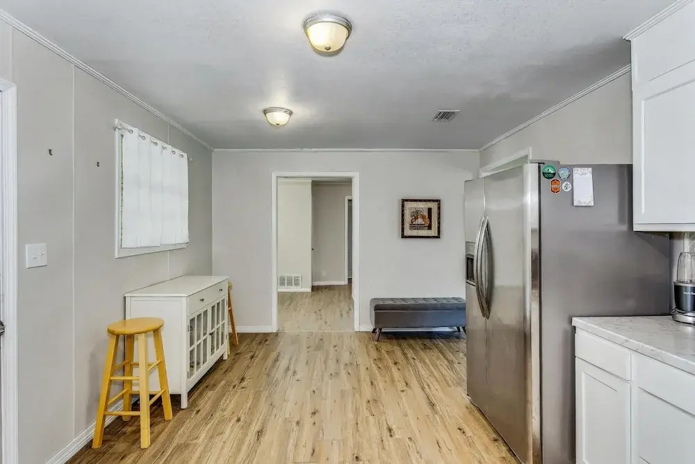 Best of Both Worlds pet Friendly in Pensacola