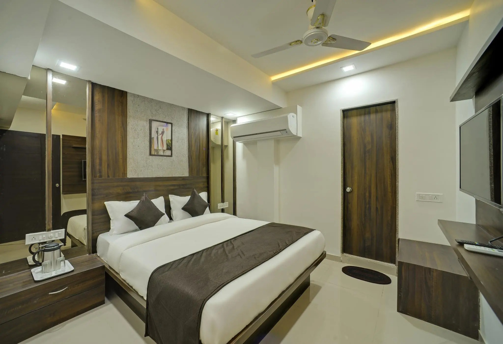 Rudra Royale Hotel