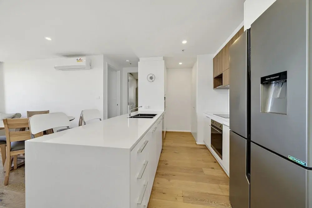 Modern 1-bed Apartment With Parking