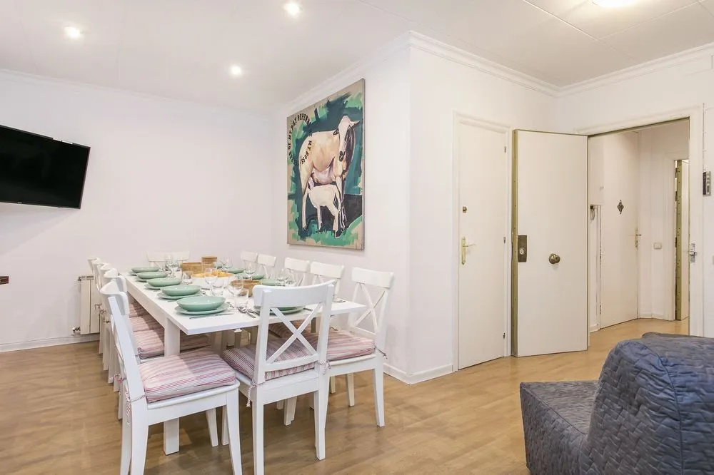 Stunning Apartment Bruc