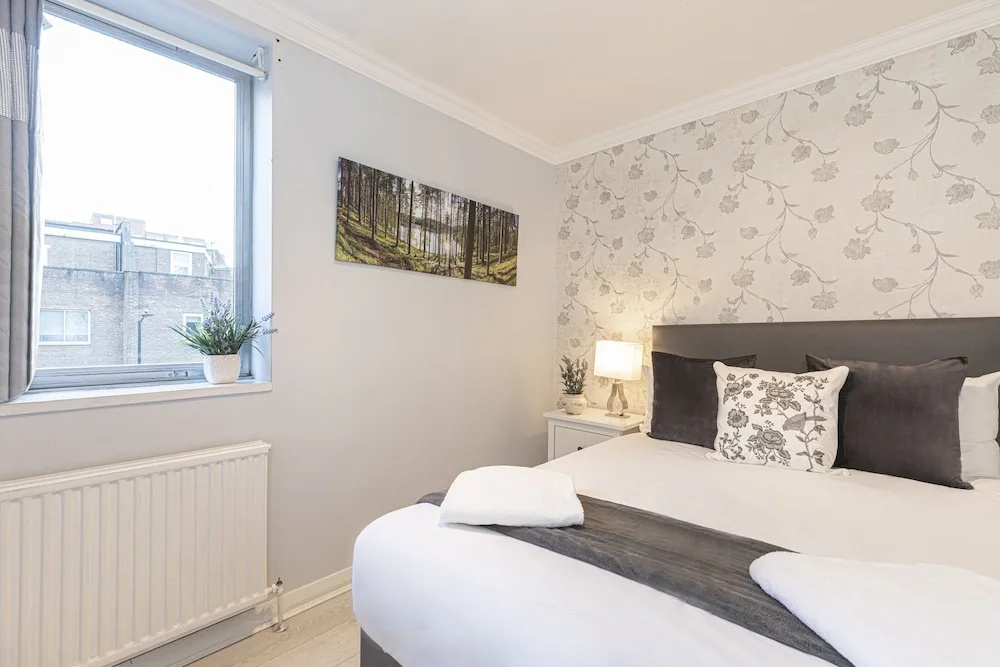 Spacious House With Terrace Near Hyde Park & Oxford St