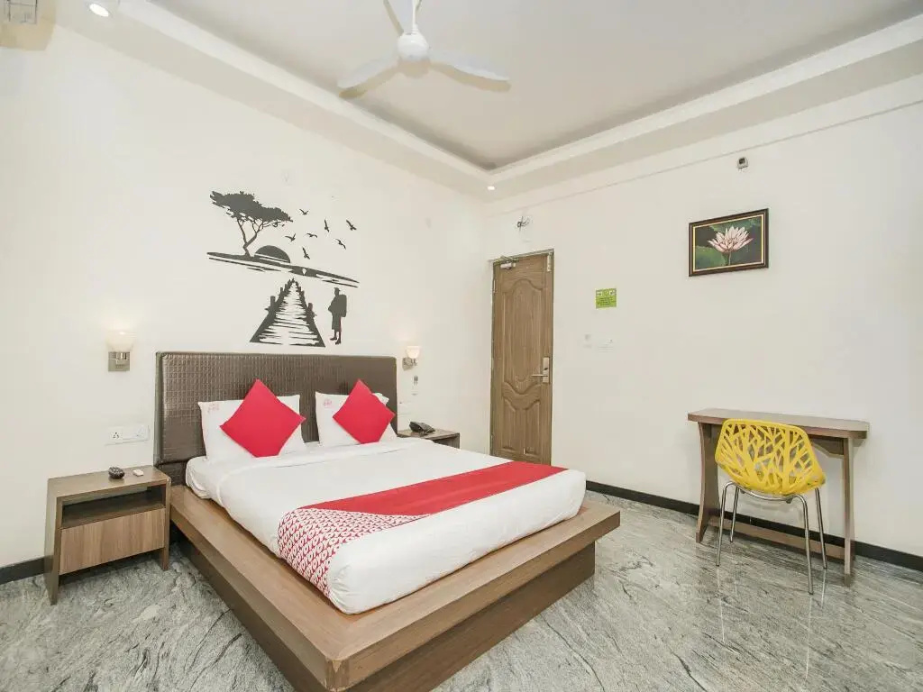Aira Apartments by OYO Rooms