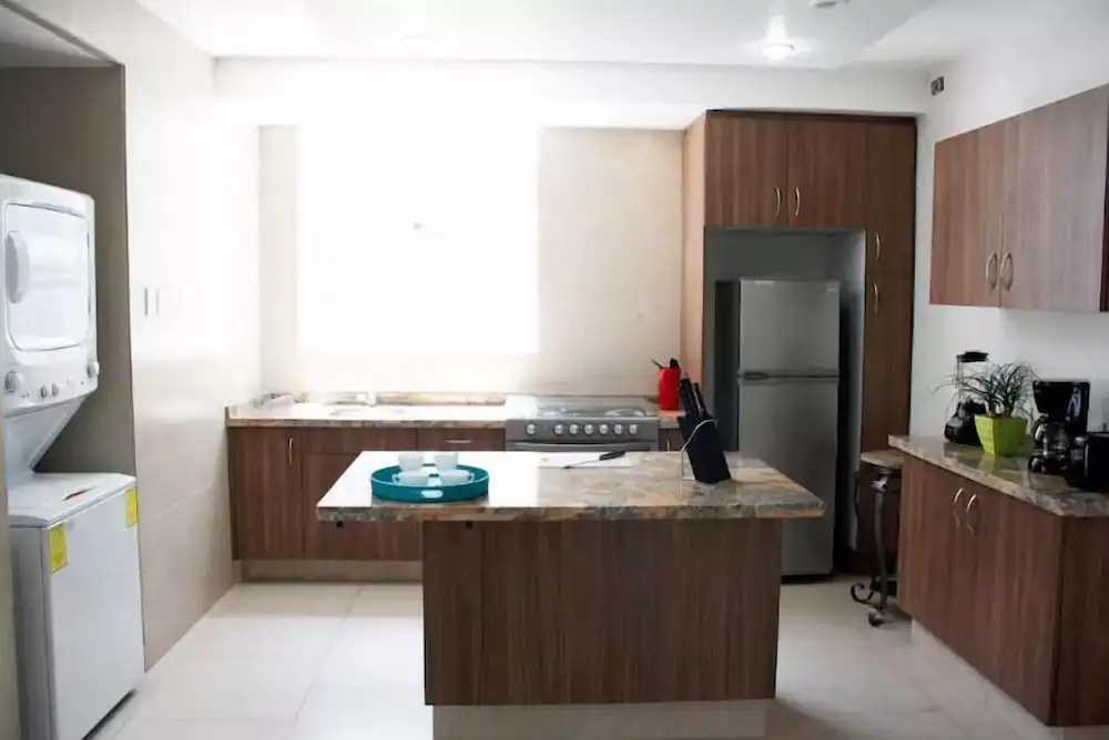 Big & Beautiful Apt Super Located - Adults only