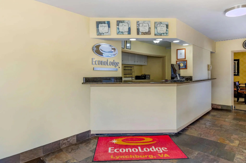 Brentwood inn & Suites - Lynchburg