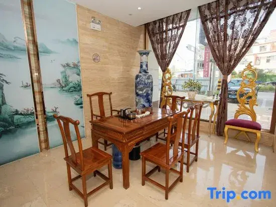 Xincheng Hotel (Government of the People's Republic of China on Chen Yuanguang Avenue)