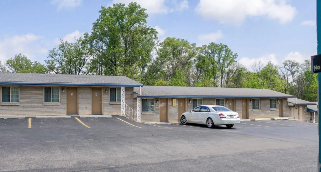 Economy Inn of Bloomington