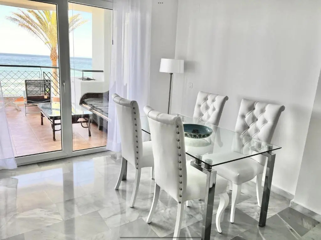 MI CAPRICHO 171 BEACHFRONT APARTMENT In The COSTA DEL SOL