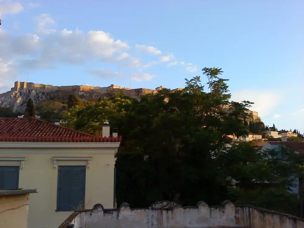 Acropolis View Super Located Studio