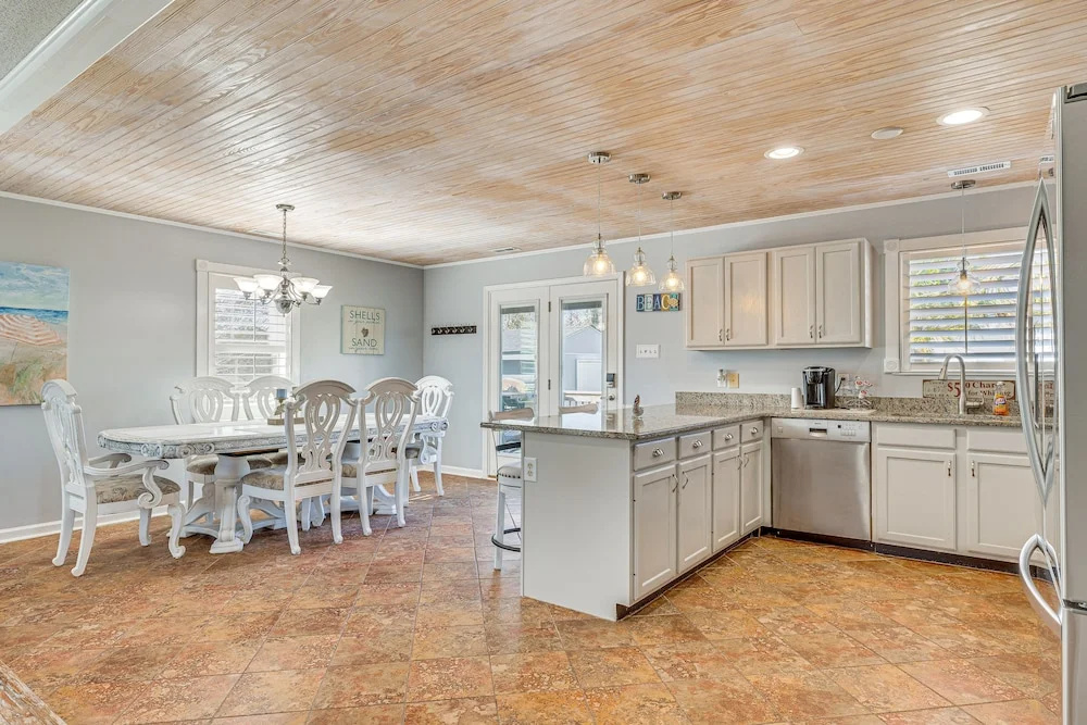 Pet-friendly Beaufort Home w/ Private Yard