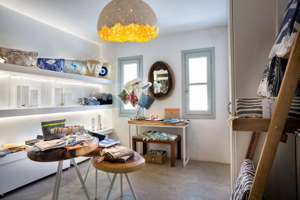 Blue Sand Boutique Hotel & Suites