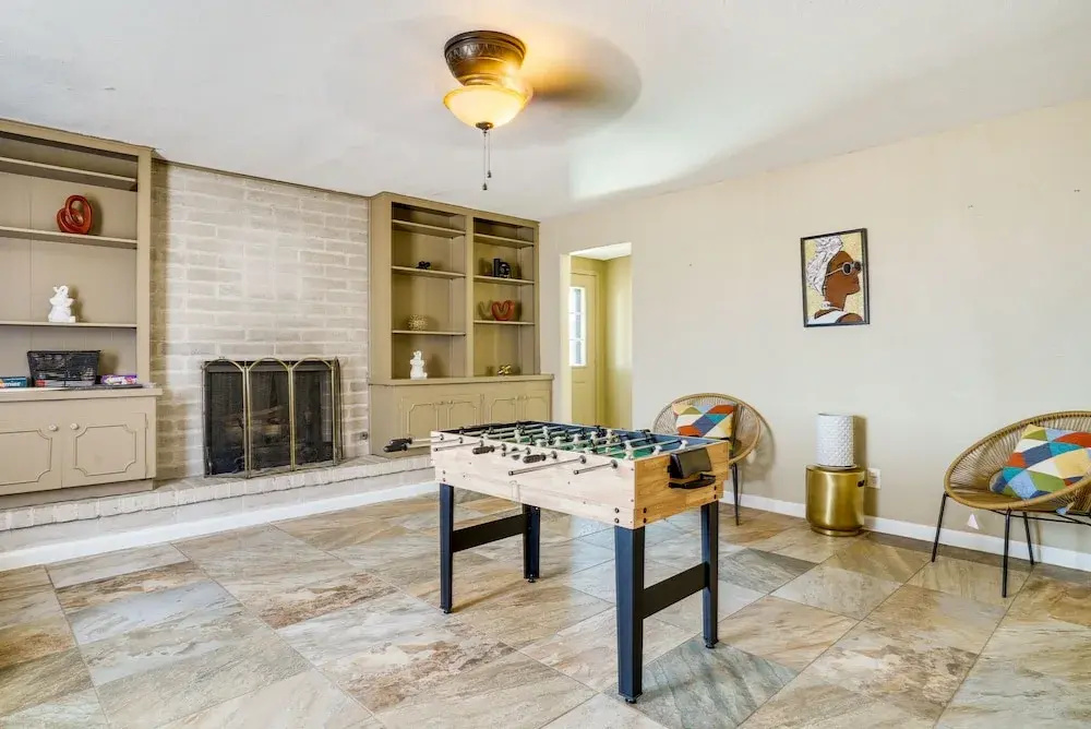 Spacious El Paso Home w/ Seasonal Pool!