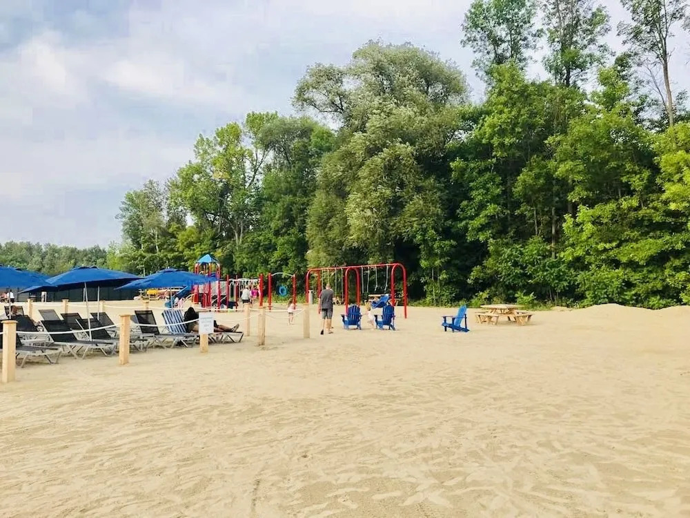 Friday Harbour Resort