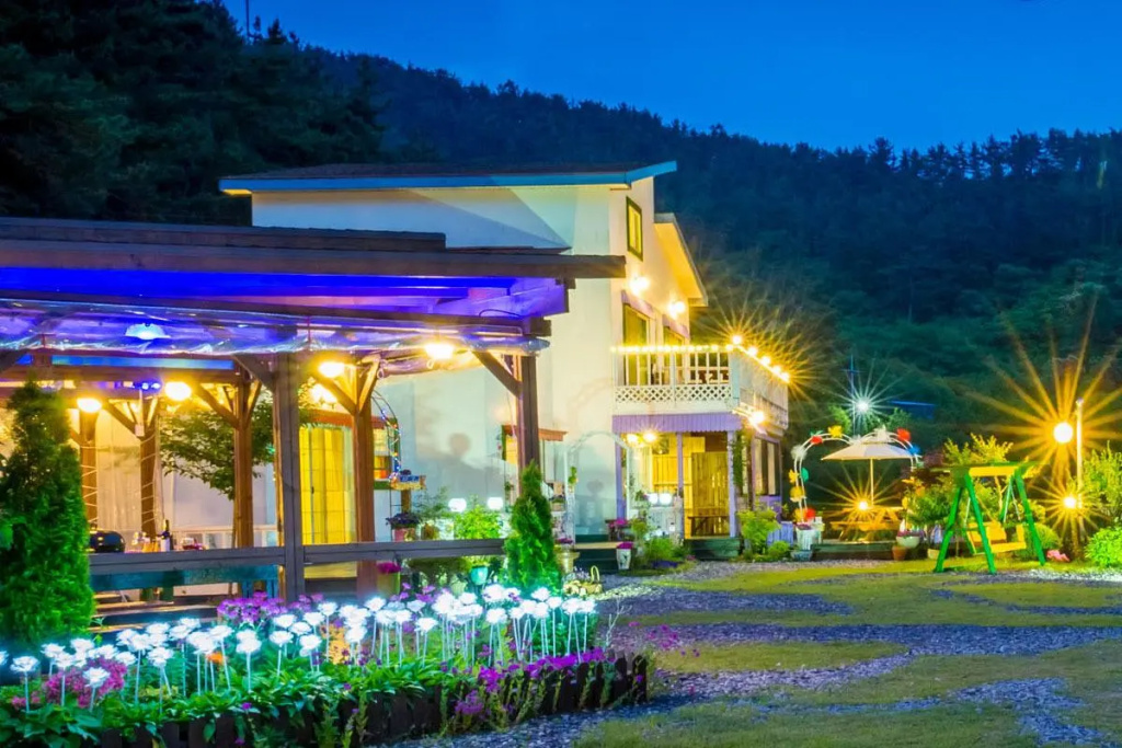 Goseong Hatsal Gadeuk Pension