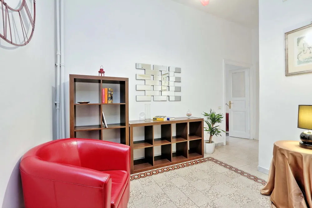 Aventino Apartments - Historical Area