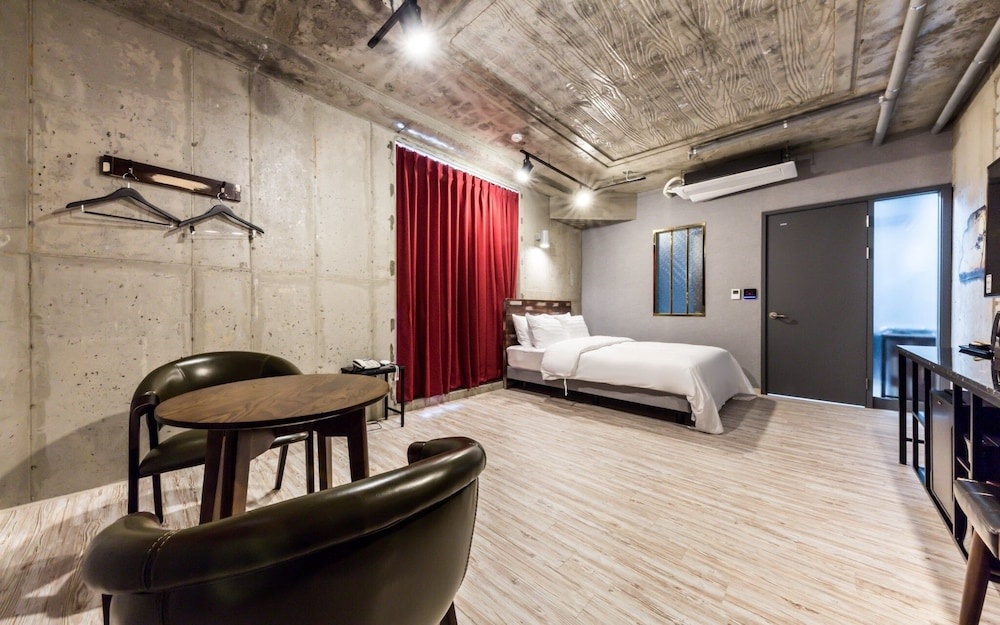 Si Hotel