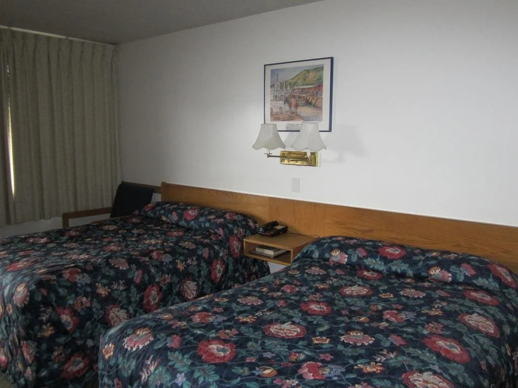 Airport Chalet
