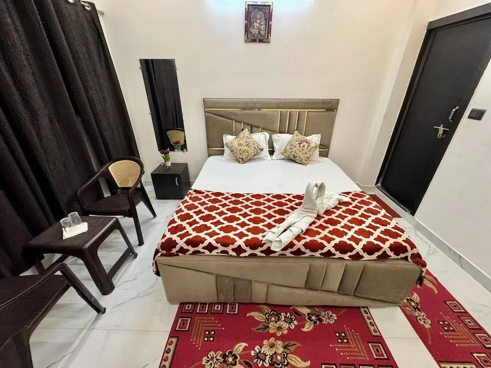Hotel Bhavna Bhawan 800m from Prem Mandir