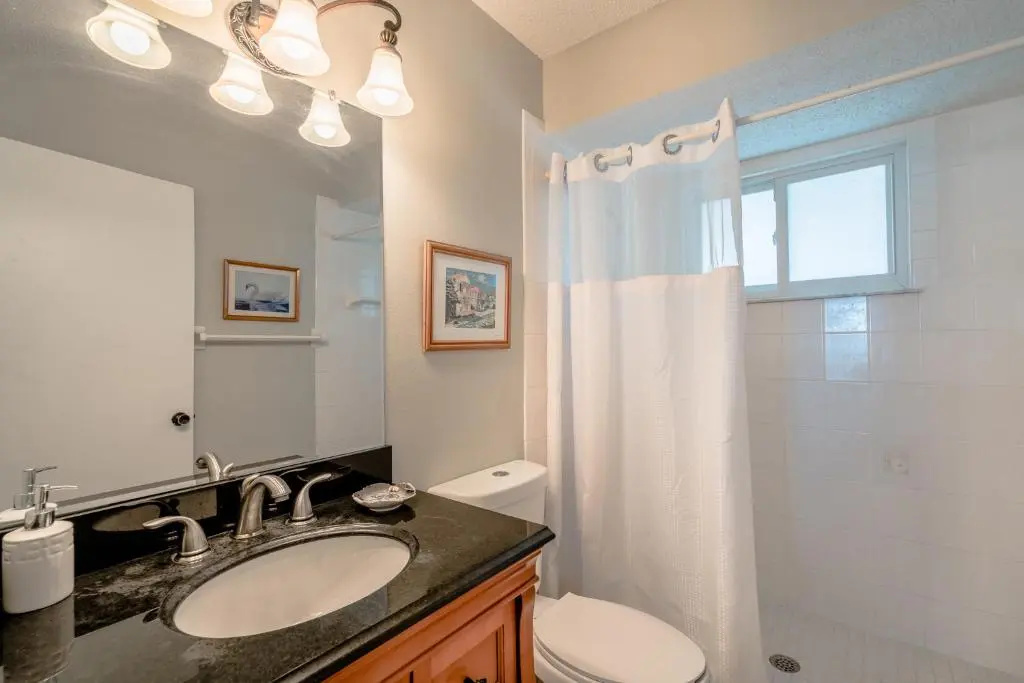 Shore Haven Unit 5A, 2 Bedroom, WIFI, Gulf View, Sleeps 4