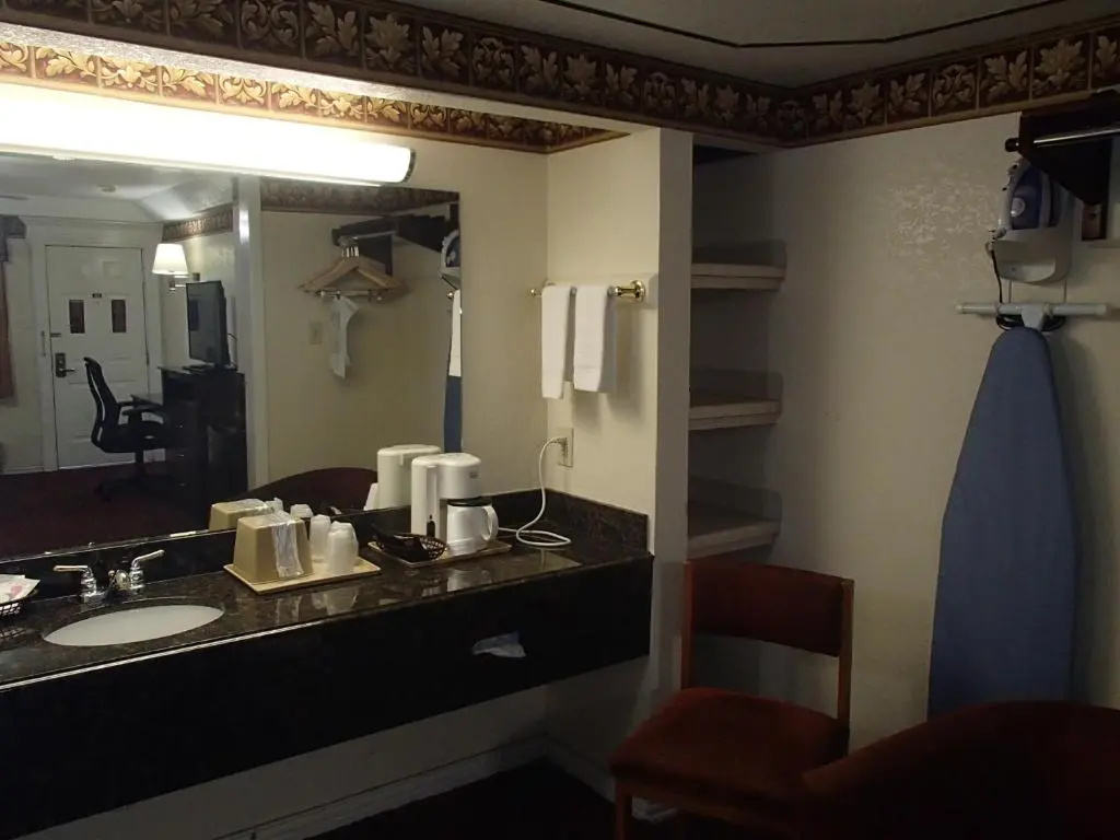 Budget Inn and Suites Corpus Christi
