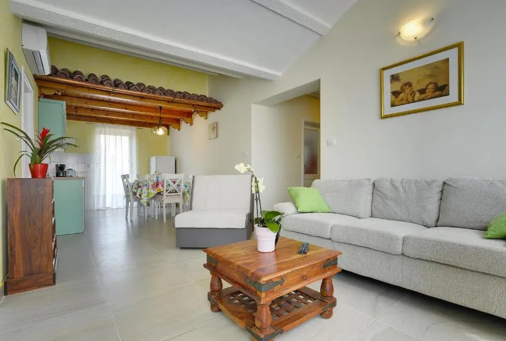 Apartment Rita 1