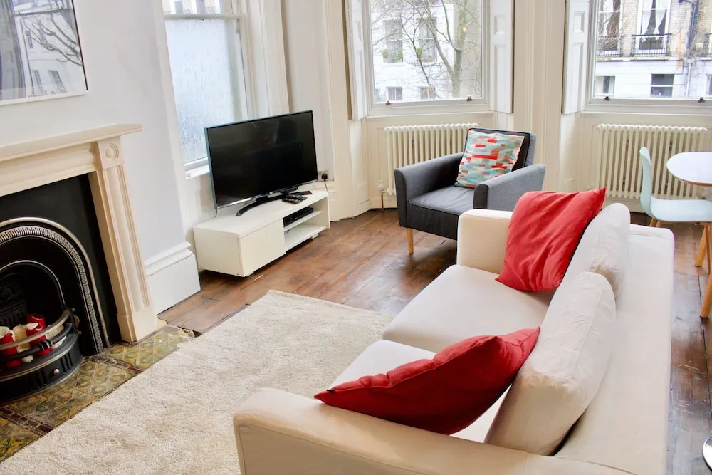 Central Brighton Apartment